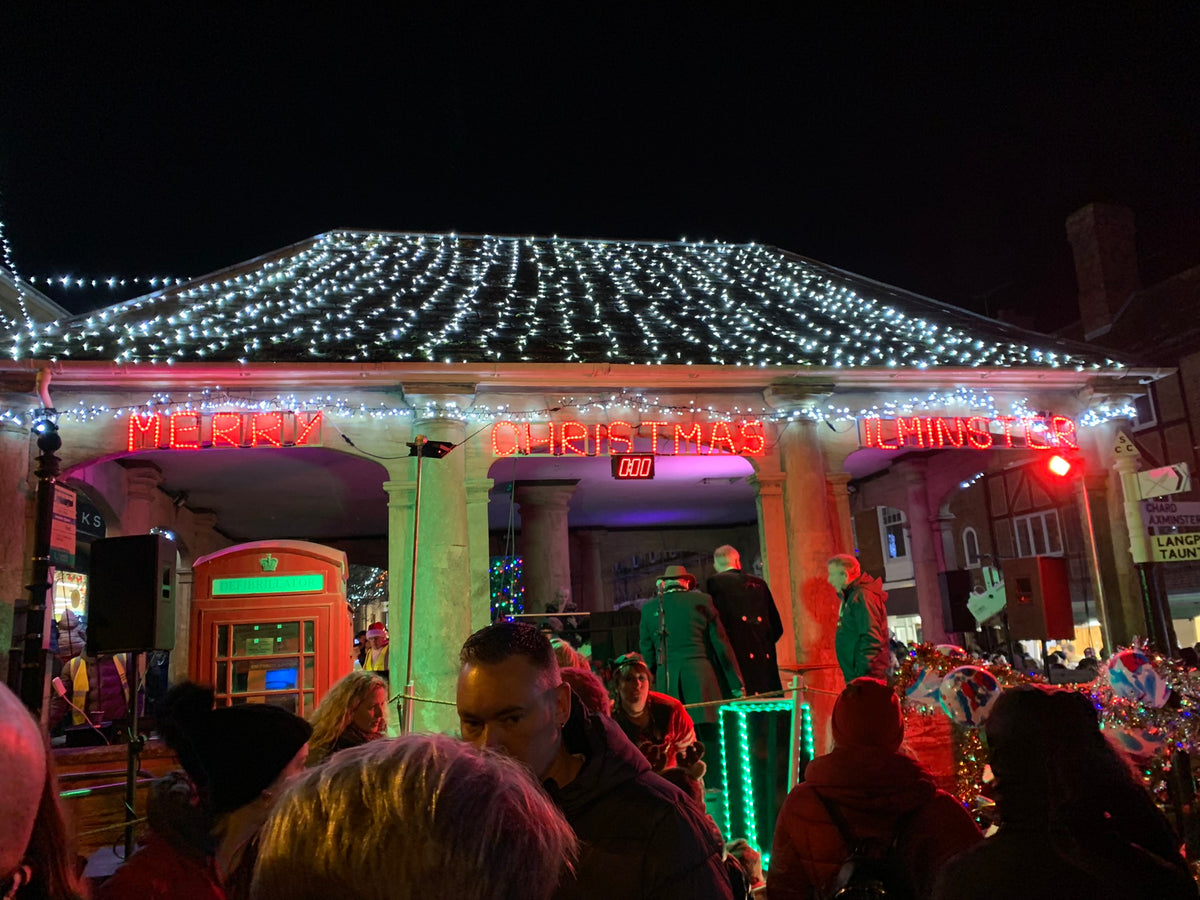 Ilminster Christmas Lights Switch On